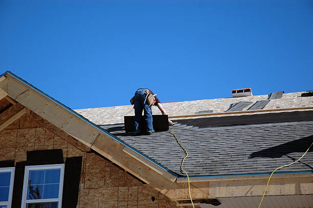 Best Residential Roofing Contractor  in Tuntutuli, AK