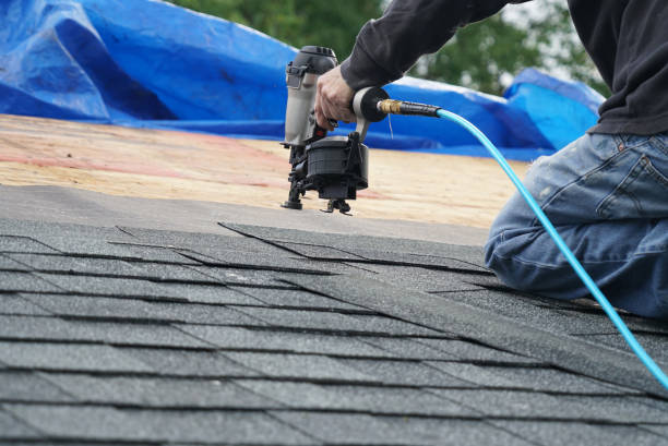 Professional Roofing Contractor in Tuntutuliak, AK